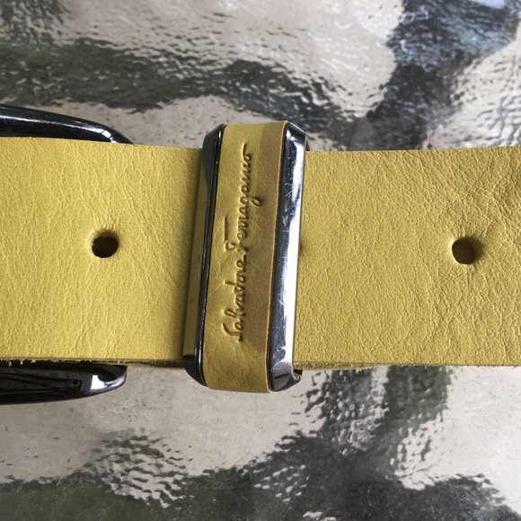 Salvatore Ferragamo yellow leather belt - Picture 8 of 14